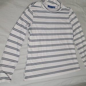 Apt.9 Sweater Size M